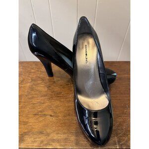 Bandolino Black Patent Leather 3 Inch Heels Size 8M